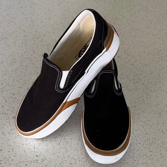 Vans Shoes - 🖤 RARE / DISCONTINUED Vans Slip-On Stacked Platform – Women’s Size 8